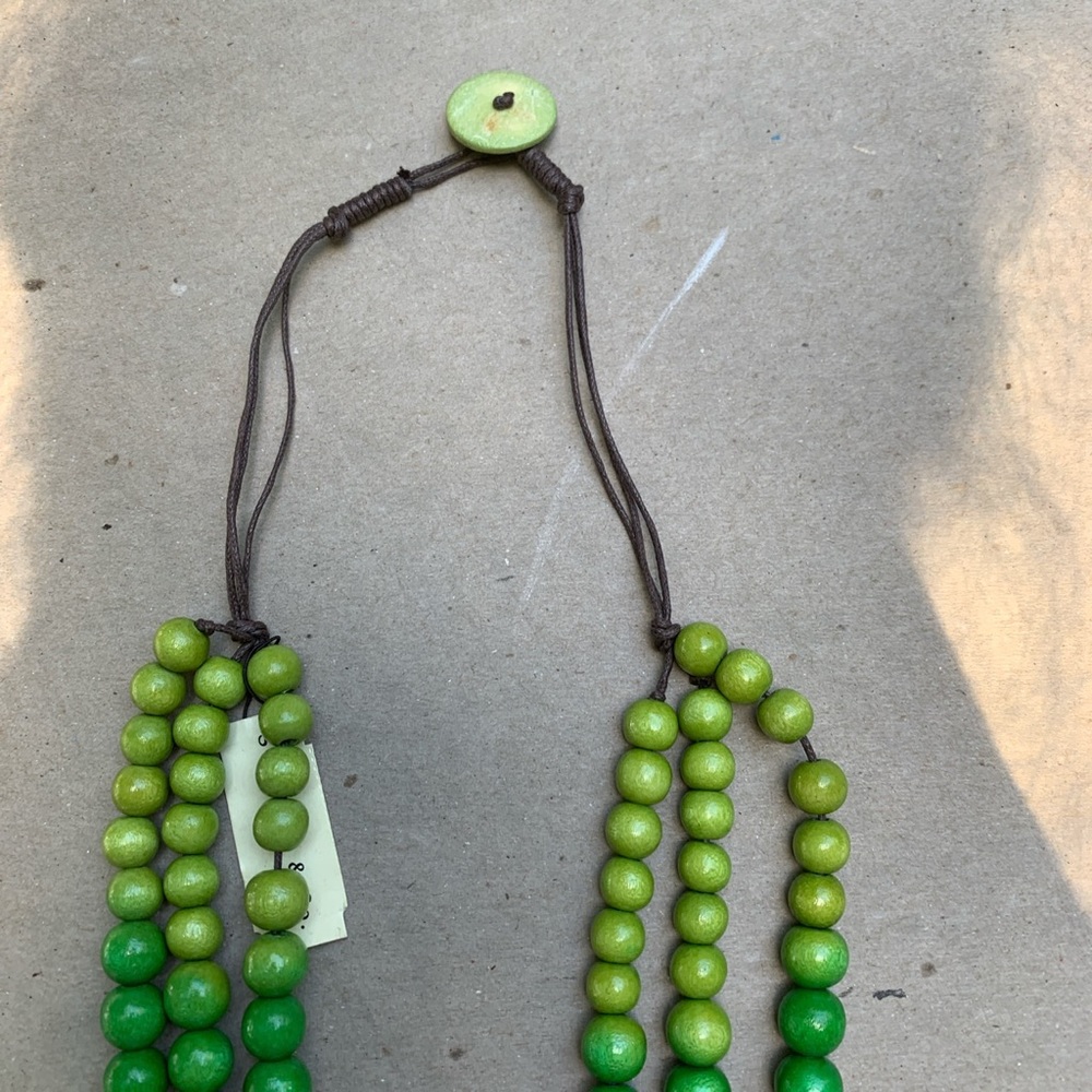 Necklace - Picture 2 of 3